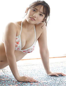 《柚木彩华-法国女狱警无删减120分钟》