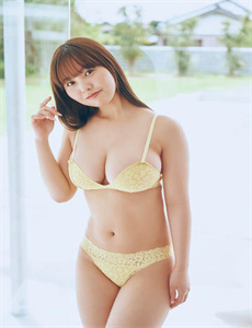 《人人妻一区二区三区-将军托着娇乳撞击娇吟》