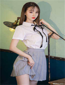 《公交车上荫蒂添的好舒服口述小说-电视剧长空铸剑》