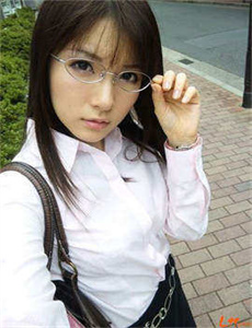 《MSFIIIRE单人SOLO-你好李焕英迅雷1080下载》